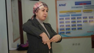 AFAD personeline yönelik işaret dili eğitimine başlandı
