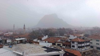 Afyonkarahisarda kar yağışı