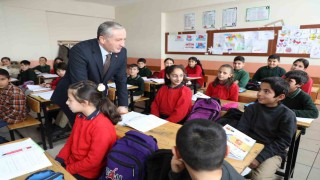 Ağrı Milli Eğitim Müdürü Kökrek, Eleşkirtte eğitim çalışmalarını inceledi
