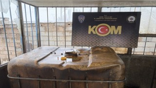 Ağrıda 5 bin litre kaçak akaryakıt ve 499 sikke ele geçirildi