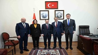 AK Parti Eskişehir Teşkilatından Adalet Bakanı Gürleke ziyaret