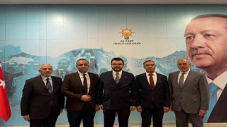 AK Partide 3 yeni ilçe başkanı görevi devraldı