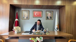 AK Partili Köroğlundan Başkan Erdeme sert tepki: Belediyecilik sahnede koşarak değil, sokakta hizmetle yapılır