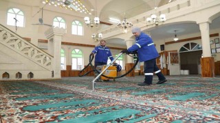 Akdenizde camilerde Ramazan hazırlığı