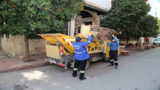 Akdenizde çöp taksilerle ani biriken atıklara hızlı çözüm