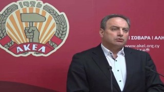 AKEL Genel Sekreteri Stefanu: İsrail, Güney Kıbrısı kendi projelerinde araç olarak kullanıyor