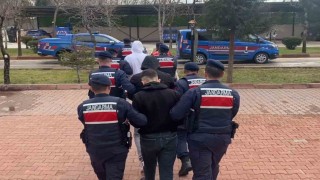 Aksarayda jandarmadan 6 adrese eş zamanlı uyuşturucu baskını: 5 tutuklama