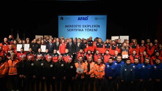 Anadolu Üniversitesinde 6 Şubat depremlerinde hayatını kaybedenler anıldı