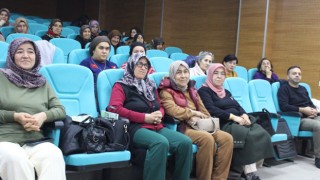 Antalya’da Kadın Çiftçilere Çevreci Kart