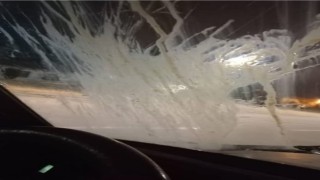 Araçlara ve binalara yumurta frlatan çocuklar vatandaşı rahatsız ediyor