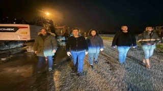 Aras çifti sabaha kadar yağmur mesaisi yaptı