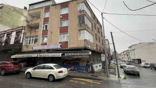Arnavutköyde eşini çocuklarının gözü önünde bıçakladı