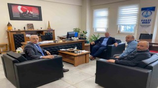 Arslantürk liseli gençlerle bir araya geldi