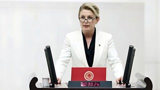 Asu Kaya, Depremde Kaybolan Ziynet Eşyalarını Sordu