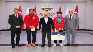 Avrupa Şampiyonu Kaya Adıyamanda coşkuyla karşılandı