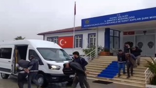 Avrupa ümidiyle yola çıkan 12 göçmen Hatayda yakalandı
