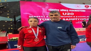 Aydınlı güreşçiler Türkiye Şampiyonasından madalyalarla döndü