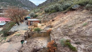 Bahçe’de Heyelan Alarmı: 5 Ev Boşaltıldı