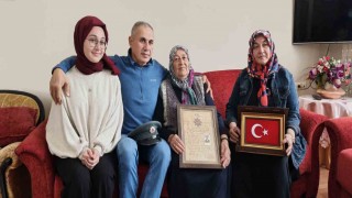 Bakan Yerlikayadan merhum emekli polis Mehmet Ali Gençe vefa