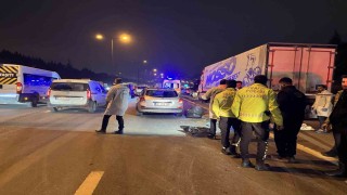 Başakşehir TEMde arızalanan tıra çarpan motosikletli hayatını kaybetti