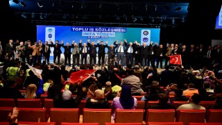 Başkan Büyükkılıç, Toplu İş Sözleşme Töreninde personelin sevincine ortak oldu
