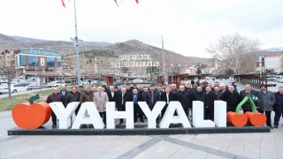 Başkan Büyükkılıçtan Yahyalı ve Yeşilhisara Ramazan ayı ziyaretleri