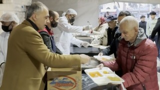 Başkan Çenet İftarı Vatandaşlarla Yaptı