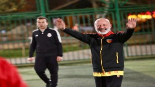 Başkan Çolakbayrakdar: Şampiyon sporcularımızla gurur duyuyorum