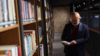 Başkan Çolakbayrakdar: Sinan Kütüphaneleriyle okuyan bir nesil yetişmesine katkı sunuyoruz