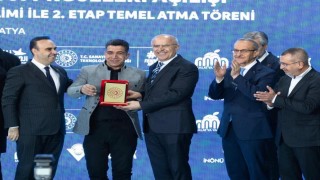 Başkan Erden esnafa modern site müjdesi