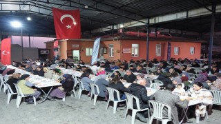 Başkan Erol ilk iftarını vatandaşlarla açtı