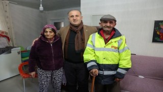 Başkan Kaya, Gül çiftine kayıtsız kalmadı