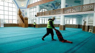Başkan Kurnaz: İbadethanelerimizi Ramazan ayına hazırlıyoruz