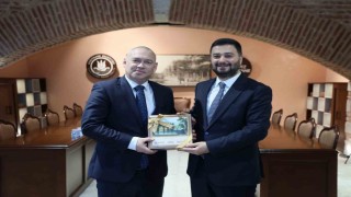 Başkan Öztekin yerli ve yabancı temsilcilerle istişarelerini sürdürüyor