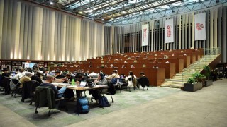 Başkonsoloslardan Fatih kütüphanelerine tam not