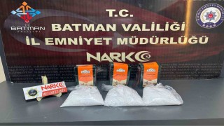 Batmanda şüpheli görülen takside 3 kilo metamfetamin ele geçirildi: 2 tutuklama