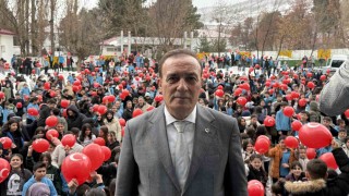 ‘Bayrak sevgisi temasıyla okullarda ikinci dönem başladı
