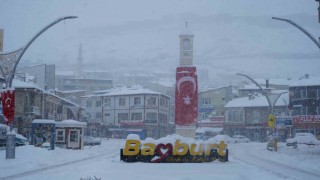 Belediyeden vatandaşlara Zorunlu olmadıkça dışarı çıkmayın uyarısı