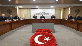 Bilecik Valisi Sözer, düzensiz göçle mücadele toplantısına katıldı