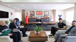 Bilecikli hentbolcu Emirhan Çiftçi U18 Milli Takımına seçildi