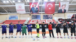 Bilecikte genç erkekler futsal müsabakaları sona erdi