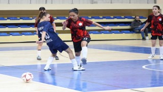 Bilecikte Genç Kız Futsal Müsabakaları devam ediyor