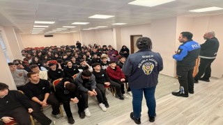 Bilecikte lise öğrencilerine zorbalık ve güvenlik bilgilendirmesi
