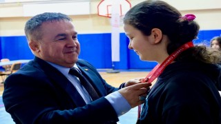 Bilecikte satranç şampiyonlarına madalya