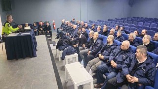 Bilecikte tur servis sürücülerine trafik semineri