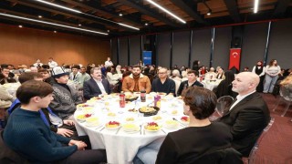 Bir sofra etrafında 100den fazla ülke: Uluslararası öğrencilerle gönül köprüsü kuruldu