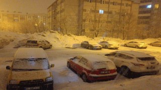 Bitliste gece yarısı kar yağışı etkisini arttırdı