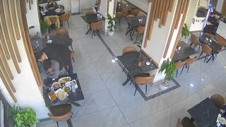 Boğazına kaçan pirinç tanesi canına mal oluyordu: O anları anlattı