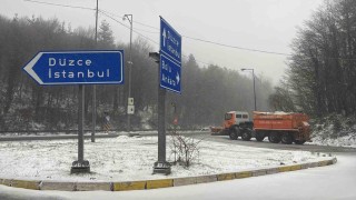 Bolu Dağında kar yağışı başladı