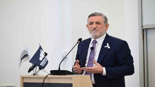 BTSO Başkanı İbrahim Burkaydan gençlere dönüşüm mesajı